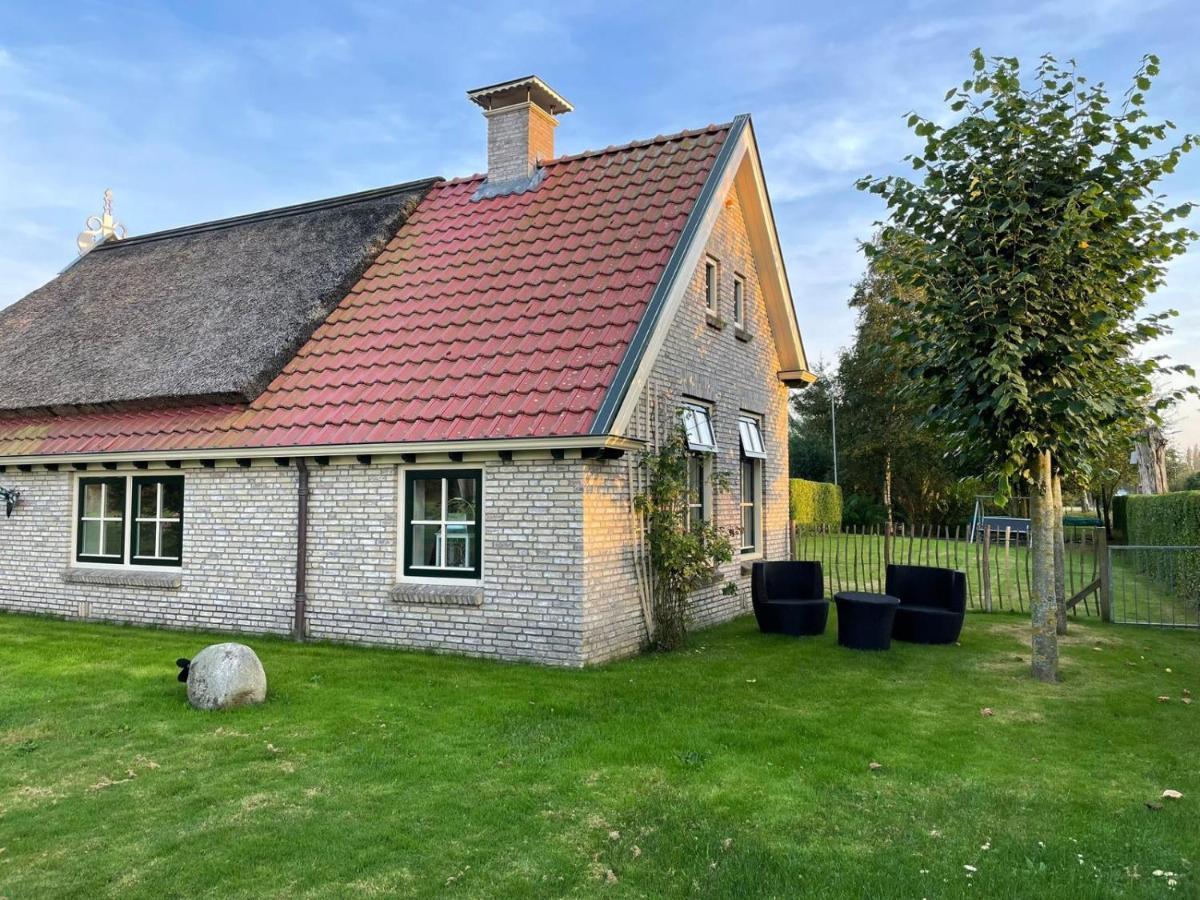 B&B Ut En Thus Sweagerbosk Exterior foto